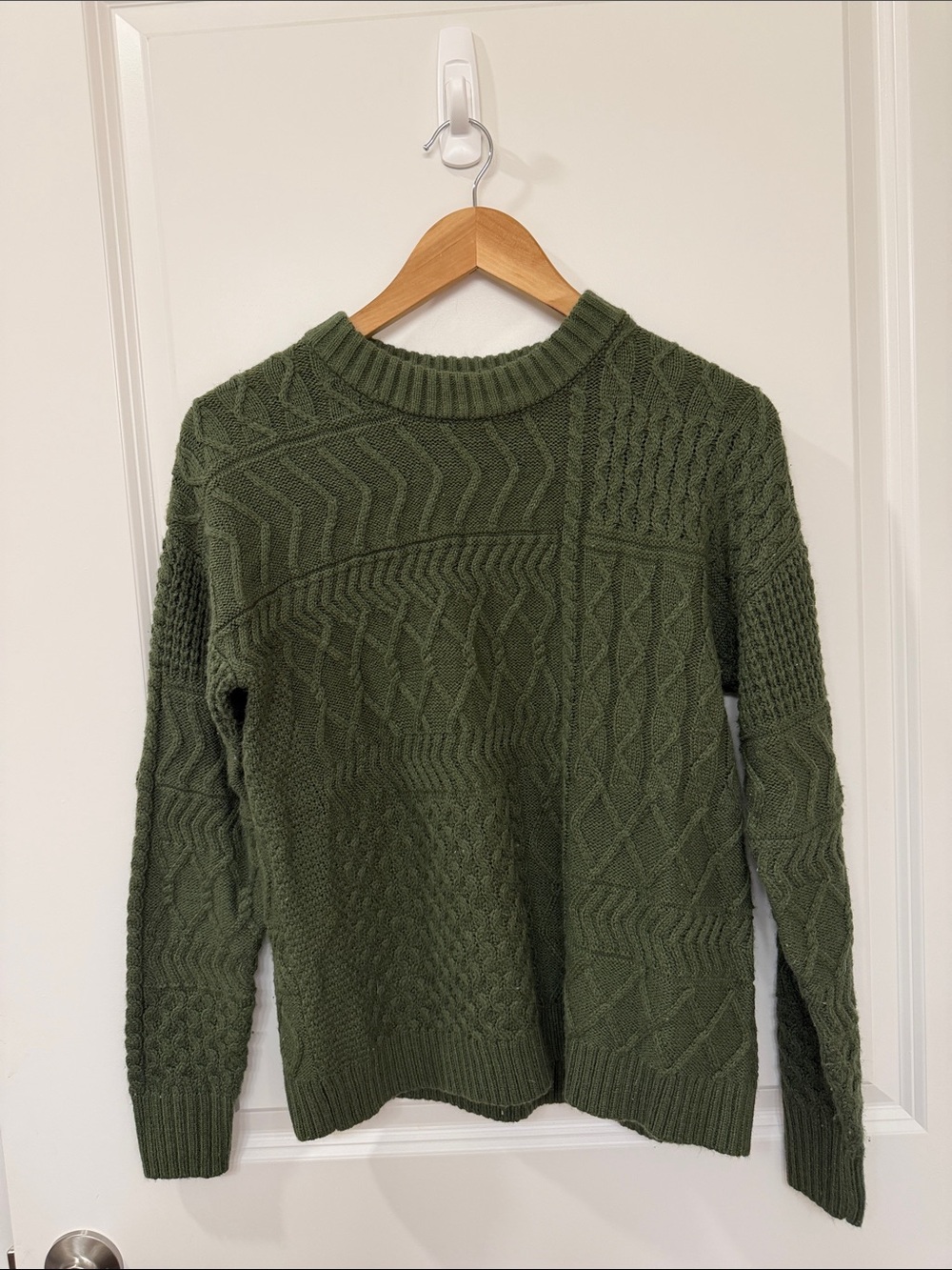 Time and Tru Mixed Stitch Pullover Sweater Green Medium